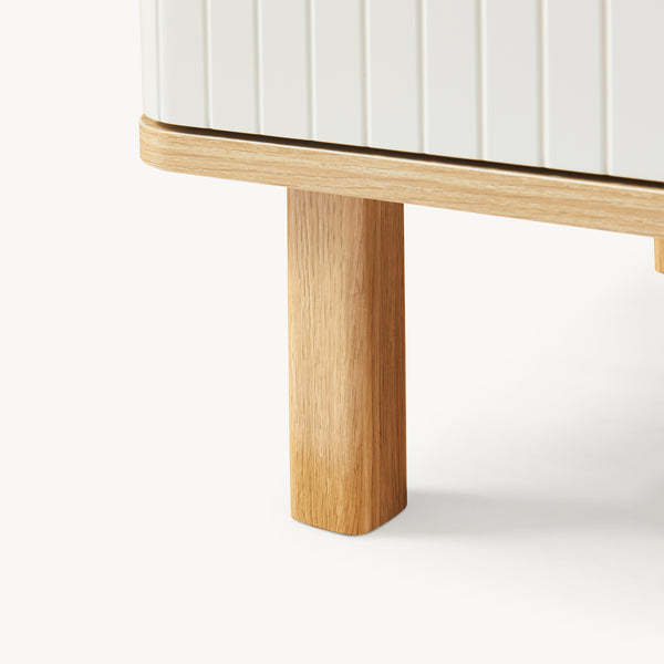 Kredens Ferrersp z 2 drzwiczkami 80x80x40 cm dąb/kolory piasku [en.casa]