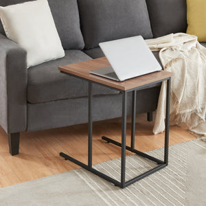 Zestaw stolików Augustenborg w zestawie 3 sztuk Czarny / wygląd orzecha włoskiego [en.casa]