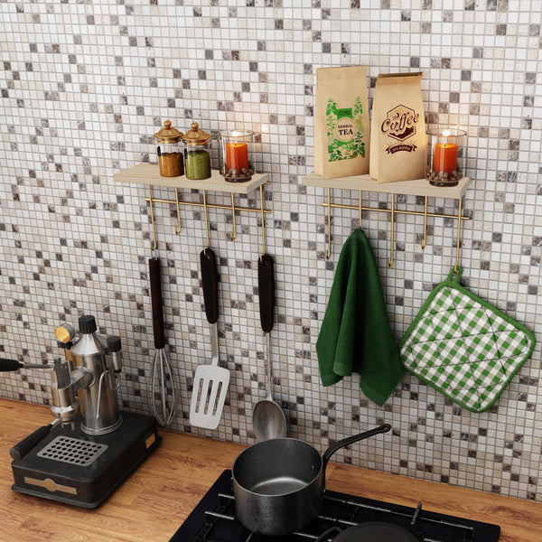 Półka ścienna Parikkala z 5 haczykami w kolorze naturalnym/złotym [en.casa]