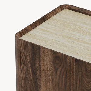 Szafka RTV Trorlon 160x40x55 cm w optyce orzecha/trawertynu [en.casa]
