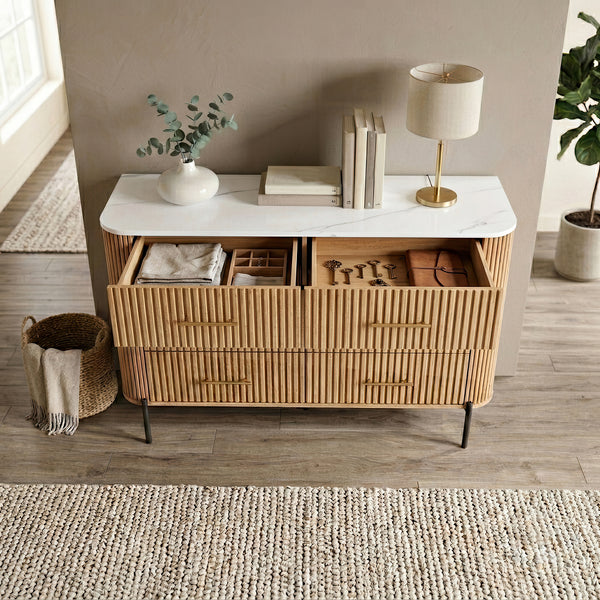 Komoda Kokunse z 6 szufladami 120x42x78 cm w optyce dębu [en.casa]