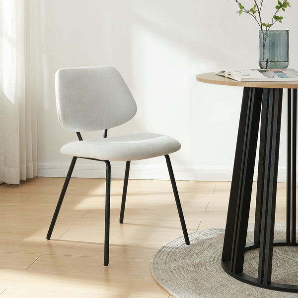 Zestaw krzeseł do jadalni z tkaniny Köma [en.casa]