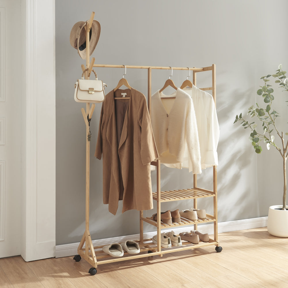Rollbarer Garderobenständer Ikaalinen Bambus [en.casa] - premiumXL