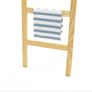 Drabinka na ręczniki z drewna sosnowego Luumäki w różnych kolorach. kolory [en.casa]