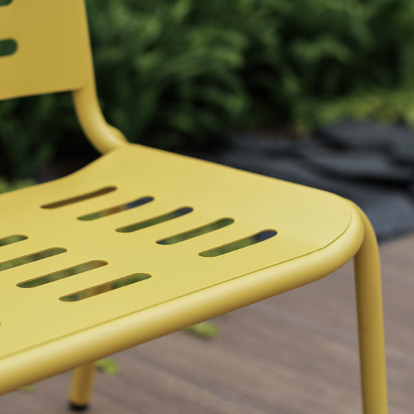 Stalowy fotelik dziecięcy Etroubles wielokolorowy [casa.pro]