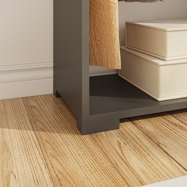 Szafa Nesbyen [en.casa]