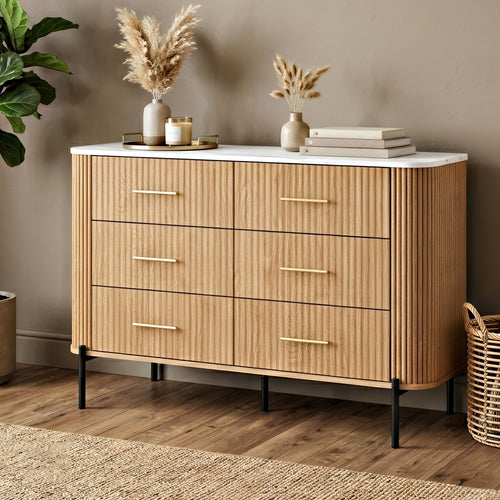 Komoda Kokunse z 6 szufladami 120x42x78 cm w optyce dębu [en.casa]