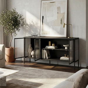 Kredens z witryną Vinterhavn [en.casa]